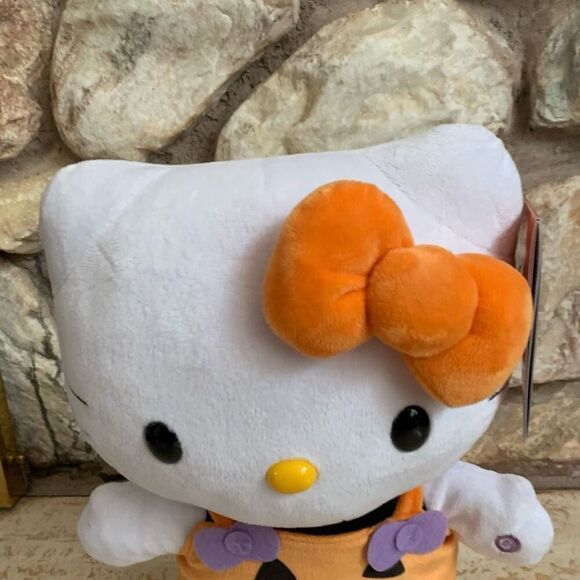 NWT  Hello kitty pumpkin side stepped - Picture 4 of 5